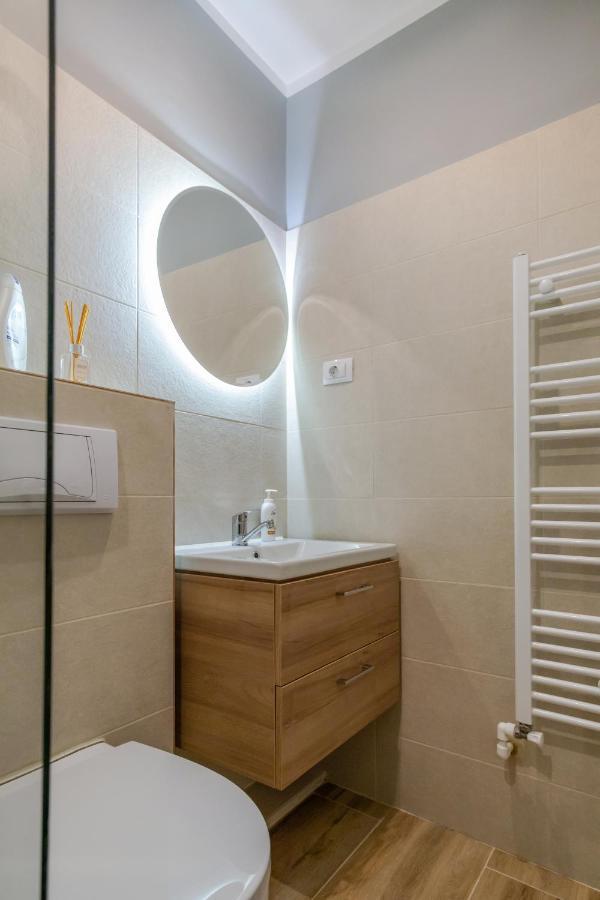 Premium Studio In Onesti Exterior foto